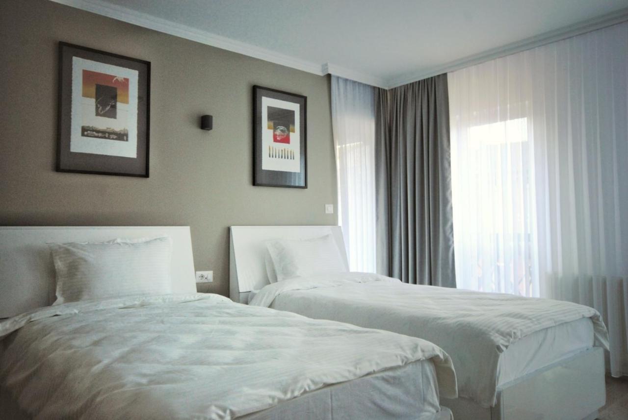 Hotel Callisto Πρίστινα Εξωτερικό φωτογραφία