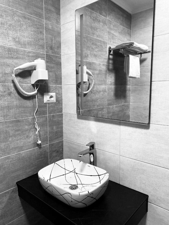 Hotel Callisto Πρίστινα Εξωτερικό φωτογραφία